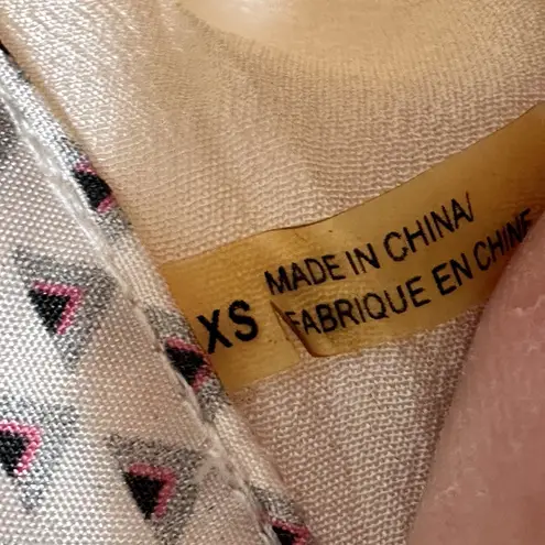 Robert Graham NWT 100% Silk Ivory Long Sleeve Button Down Shirt Blouse XS Lexi