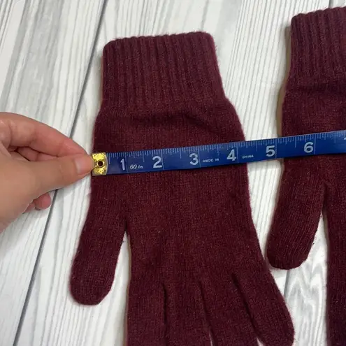 Womens wool blend knit burgundy gloves