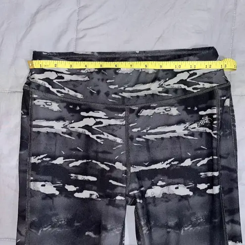 The North Face  Camo Crop Leggings 