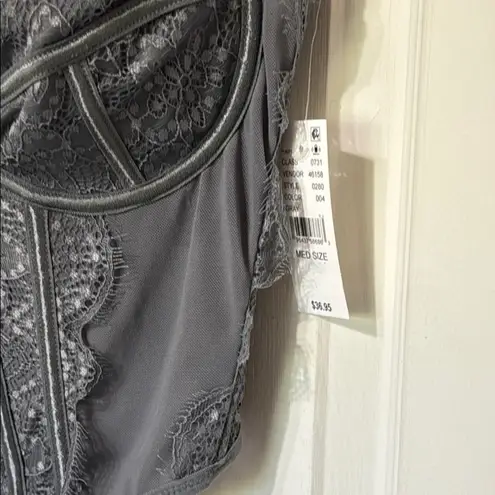 NWT Ryan Destiny Pacsun Gray Lace Bra Camisole Size Medium