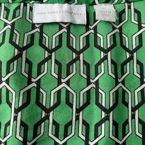 New York & Company Green Cap Sleeve Blouse Size XL