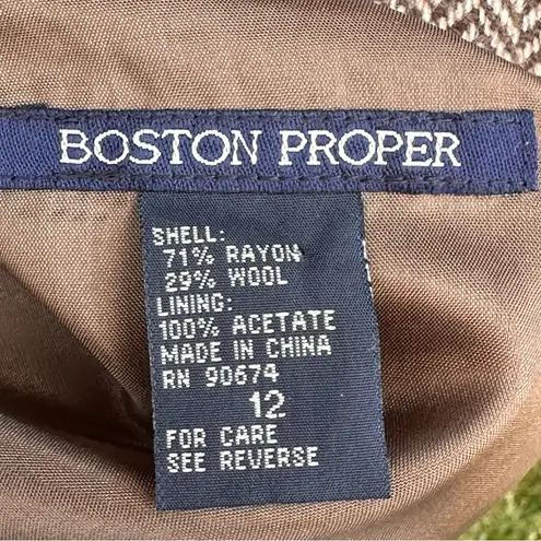 Boston Proper Women’s Size 12
Brown & Beige Tweed Wool/ Rayon Sweater Blazer