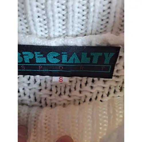 Specialty Women's White Geometric Cable