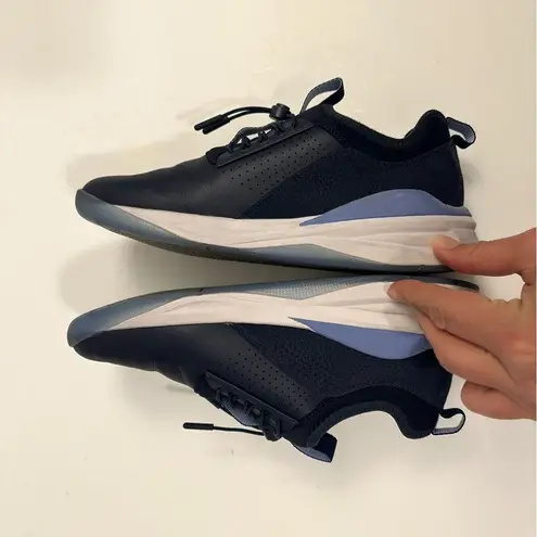 Clove Shoes Classic Navy Healthcare Nursing Comfortable Sneakers Size Women 9.5 Blue