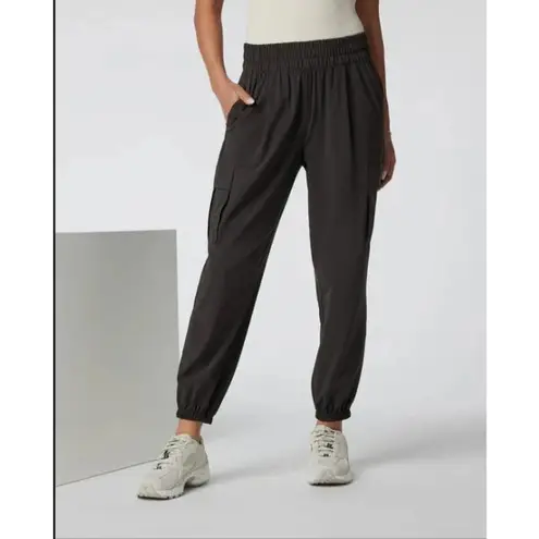 Vuori Villa Cargo Jogger Pants Women's XS Dark Gray Tapered Leg Lightweight