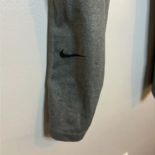 Nike Pro Dri-Fit Women's Gray Athletic Leggings Size Medium