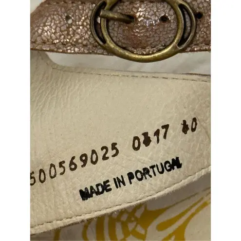 Fly London Yanca Gold Wedge Sandals Size 40/9