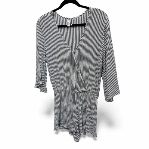 Elan Pinstripe Cover-Up Romper Size Medium