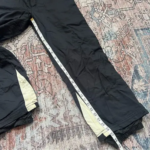 Betty Rides Women’s Ski Pants Snowboard Gear Black Off White Size Medium