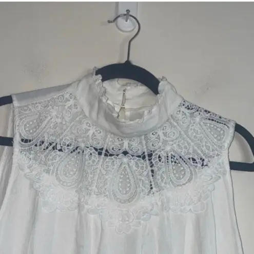 NWT And the why White Gauze Lace Bib Tank Top Blouse Babydoll Neutral Basics Size M