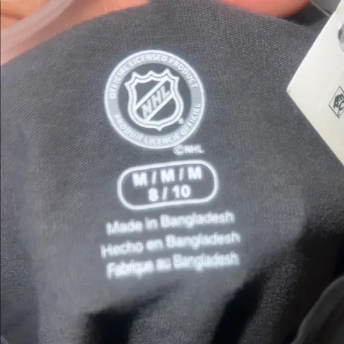 Boston Bruins women’s T