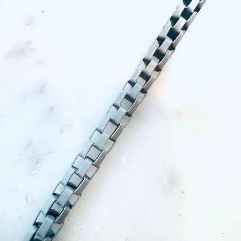 Vintage Silver Mesh Evening Bag Chain Strap Party Purse Clutch