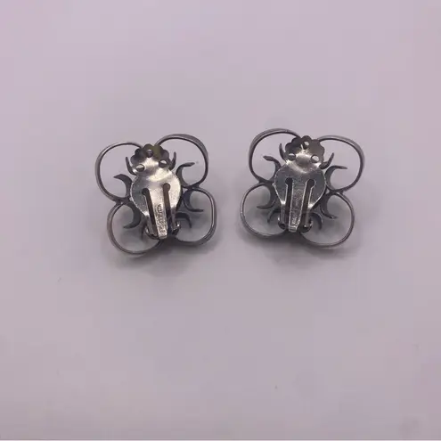 Vintage Austrian Glass “Easter Egg” Clip