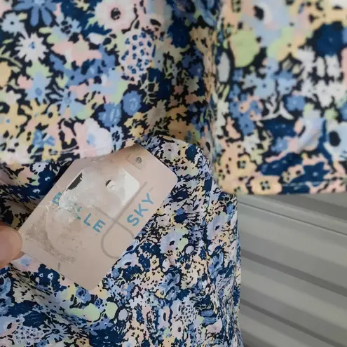 Belle Sky Belle & Sky Top Women's Size Small Blue Floral Boho Ruffled Lace Casual Blouse