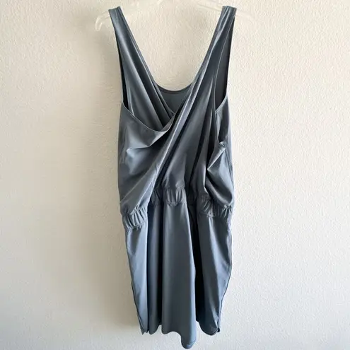 Patagonia  Women's Large Fleetwith Dress Hiking Travel Stretch Poly Plume Gray