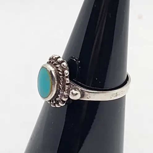Sterling Silver & Turquoise Southwestern Ring (5) Blue