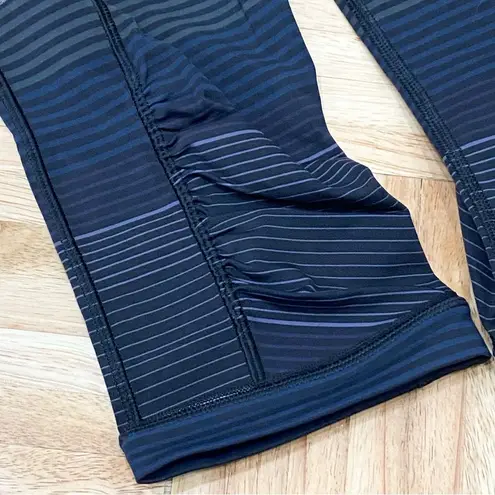 Lululemon Rare  Passion Crop II Om Stripe Black Multi/Black Crop Leggings Size 6 - Image 10