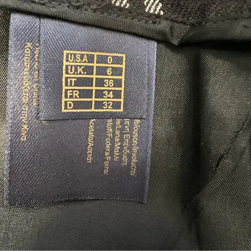 Brooks Brothers EUC “346” True Wrap Wool Skirt Size 0 Petite