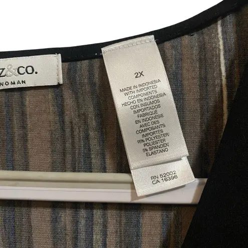 Liz & Co . Woman Plus 2X Black Brown Blouse Vneck 3/4 Sleeve Light Weight Neutral