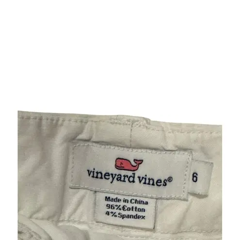 Vineyard Vines  Women Short Dayboat Bermuda Flat Front Mid-RiStretch White Sz. 6‎