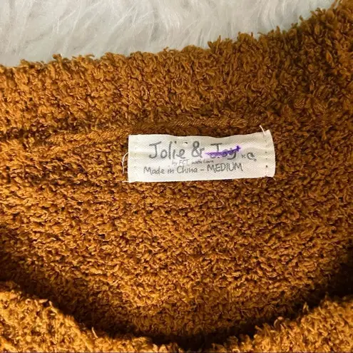 Cozy, warm, comfortable, mustard color long sleeve winter / fall sweater M Size M