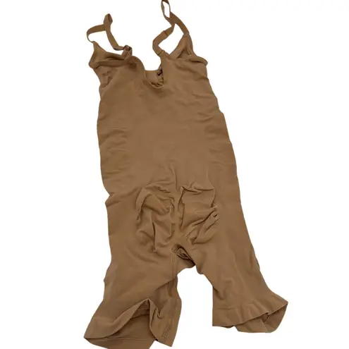 SKIMS  Seamless Sculpting Mid Thigh Bodysuit NWOT Size Large