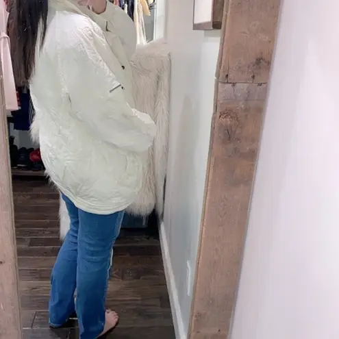 Pacific trail white jacket size XLarge