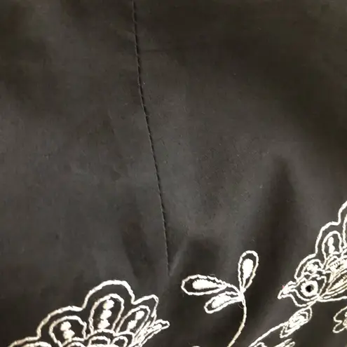 Donna Ricco Womens Embroidered Lined A Line Skirt Size 4 Black & White NWOT