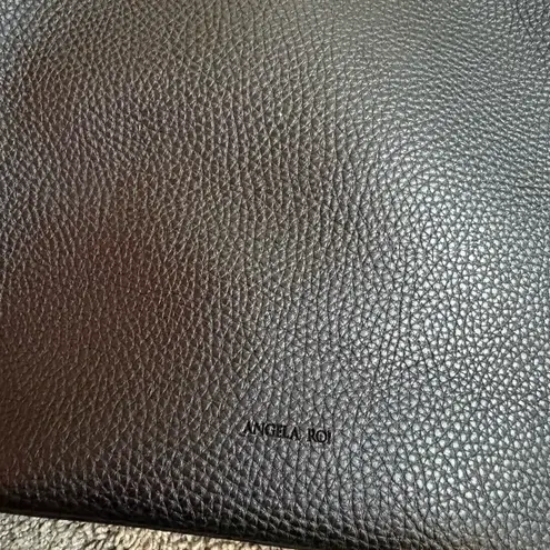 ANGELOU MINI BUCKET Black