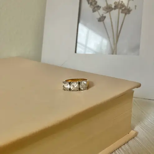 18KGE Three Stone Gold Engagement Ring “Autumn” Elegant Classic Neutral Feminine Jewelry