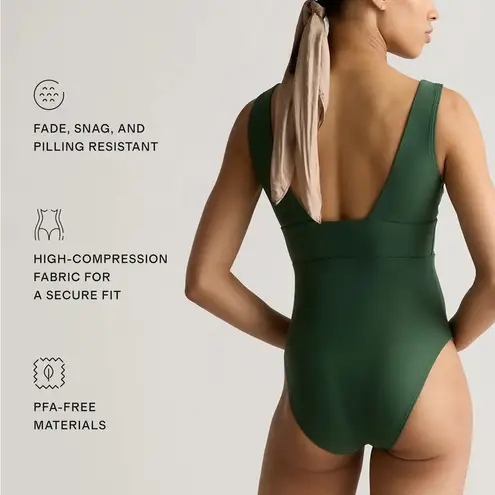 Quince NWT Palm Green Women’s Italian Plunge One-Piece Swimsuit Sz L 🌴