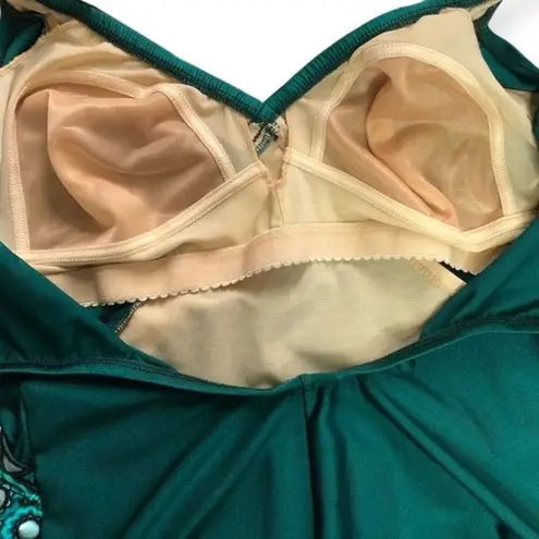 Gottex Swimwear Vintage Green Embellished Soft Cup One