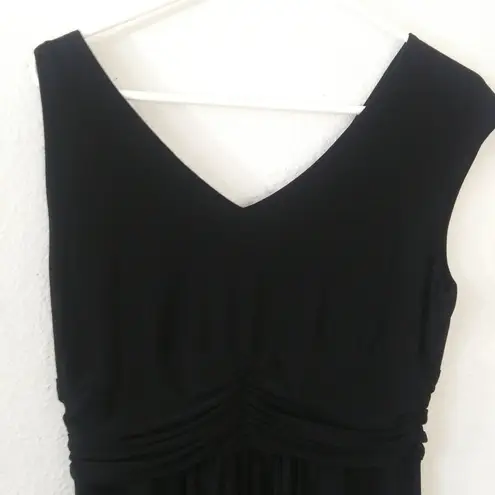 Ronni Nicole black dress gold chain detail Size 8