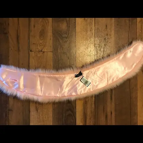 New York Cara Lt Pink faux fur boa