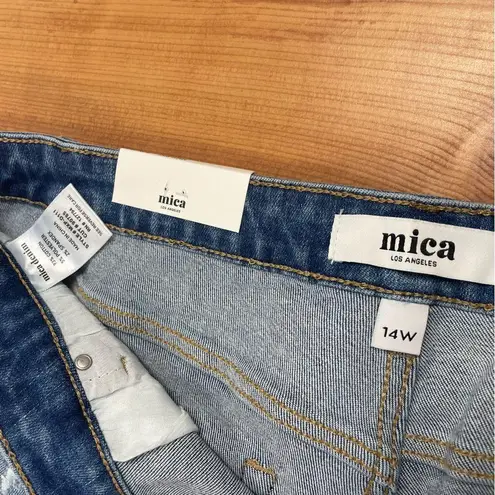 Mica Denim High Rise Stretchy Boy Crop Jeans 14W Destruction Ripped Cuff Hem New Blue