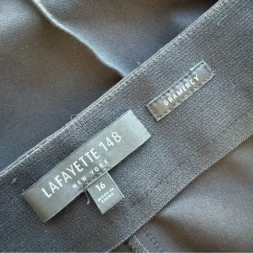 Lafayette 148 New York Gramercy Black Pants Trousers Sz 16P Acclaimed Stretch