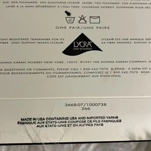 Donna Karan Vintage Just Sheer Hosiery Control Top Style 266 Powder Medium NWT