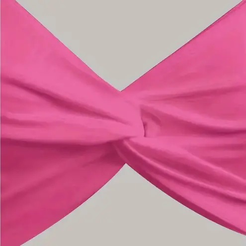 NWOT Solid V Neck Bikini Top, Twisted High