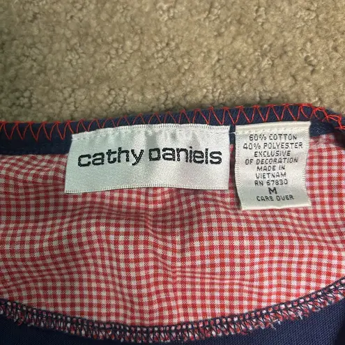 Cathy Daniels Vintage Novelty Embroidered Birdhouse Size Medium T-Shirt Gingham