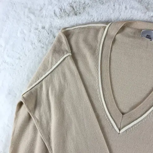 Women's Size Large Wool Beige V
