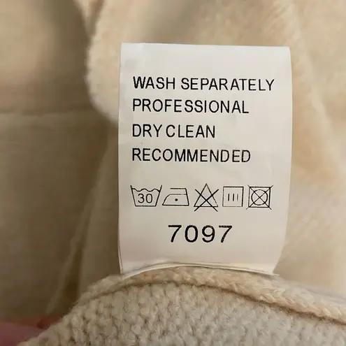 BTFBM Cream Turtleneck Knit Sweater Womens Size Medium Asymmetrical White