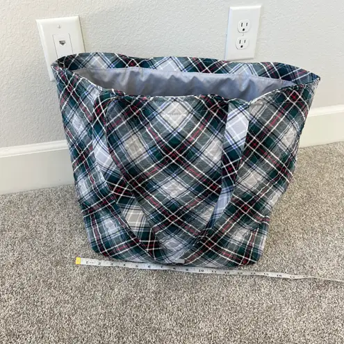 Vera Bradley Tote Bag in Snow Plaid