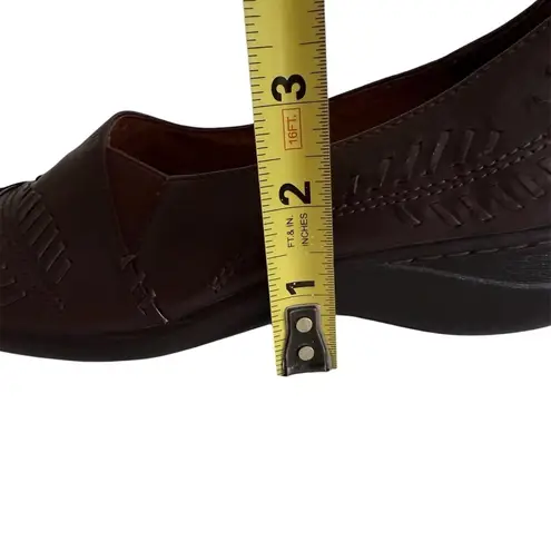 Hush Puppies Brown Loafers with Floral Embroidery