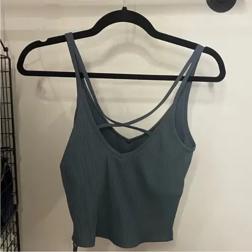 Vuori  Rib Crop Tank in Stone