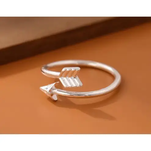 Boutique 925 Sterling Silver Arrow Adjustable Open Ring NEW