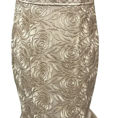 Maniju Floral Sleeveless Tiered Mermaid Style Skirt Prom Dress Size Medium NWT