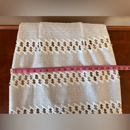 Alberto Makali Albert Makali Cream Off The Shoulder Sheer Lace Dress Size 6