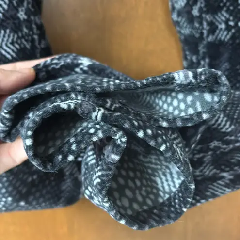 Buffalo David Bitton ladies Faith black gray snake straight leg pants