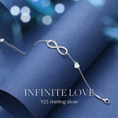 infinity NWT  Heart Bracelet