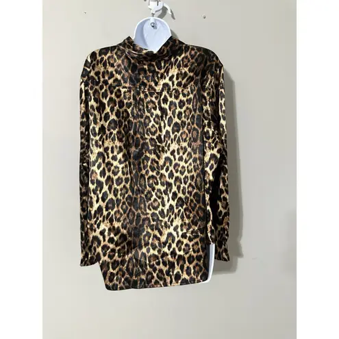Heroine Sport Relaxed Fit Satin Long Sleeve Snap Button Cheetah Top Size L NWOT Brown Size L